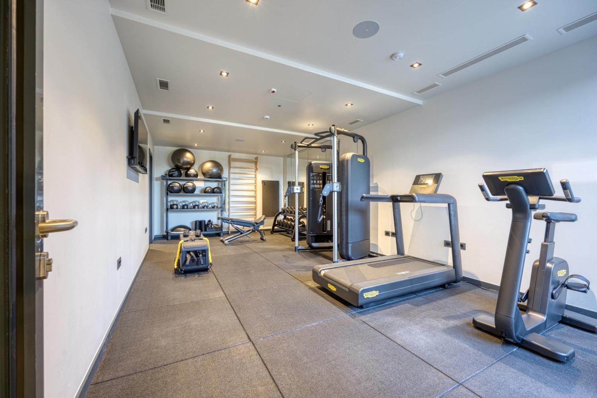 Level 5 - Adults Only Hotel 4*