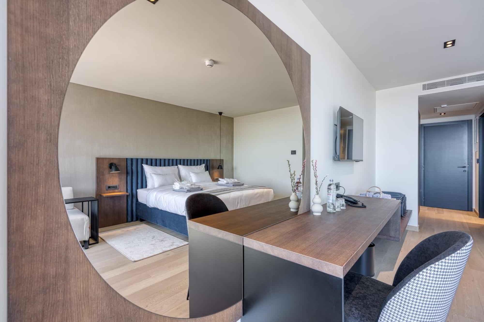 Hotel Level 5 - Adults Only