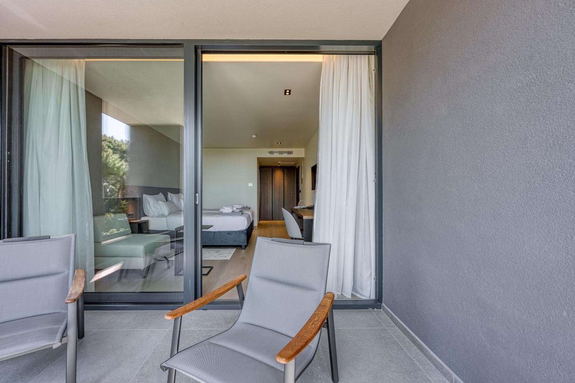 Hotel Level 5 - Adults Only 4*