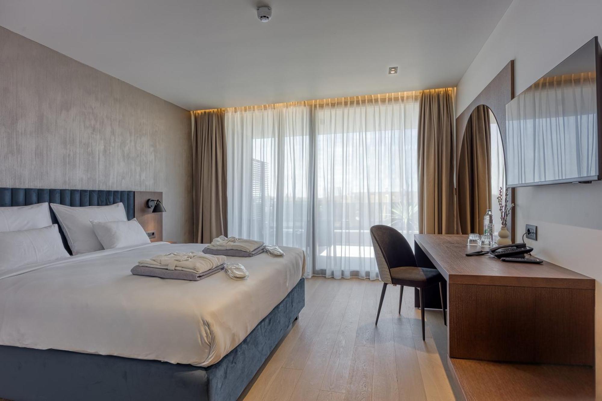 Level 5 - Adults Only Hotel 4*